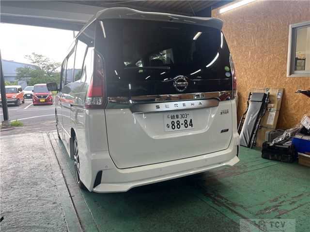 2017 Nissan Serena