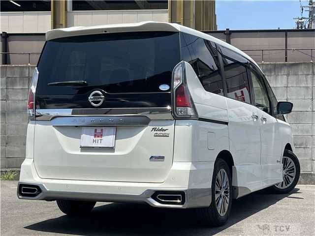 2016 Nissan Serena
