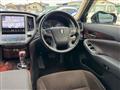 2013 Toyota Crown Royal Series