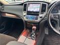2013 Toyota Crown Royal Series
