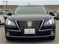 2013 Toyota Crown Royal Series