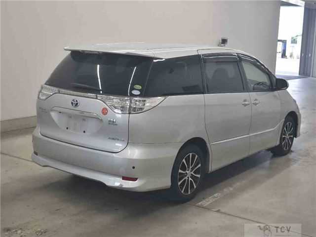 2014 Toyota Estima Hybrid