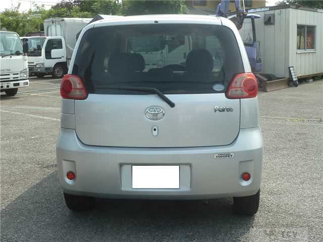 2005 Toyota Porte