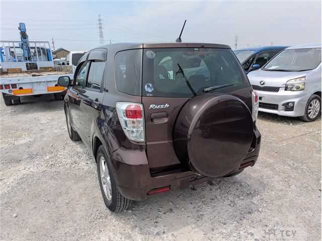 2011 Toyota Rush