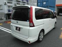 2005 Nissan Serena
