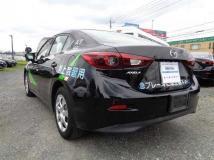 2018 Mazda Axela