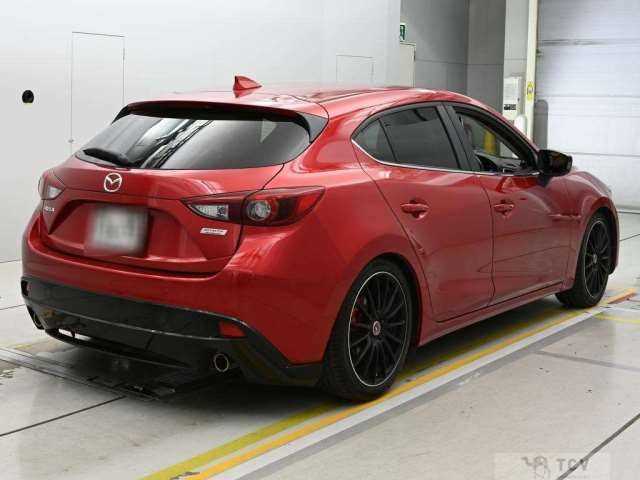 2015 Mazda Axela Sport