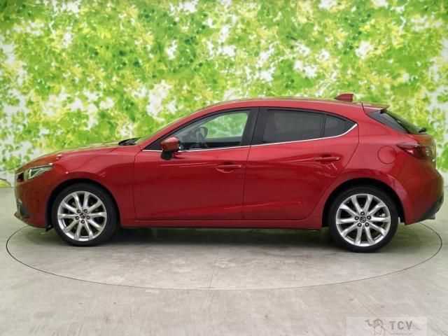 2015 Mazda Axela Sport