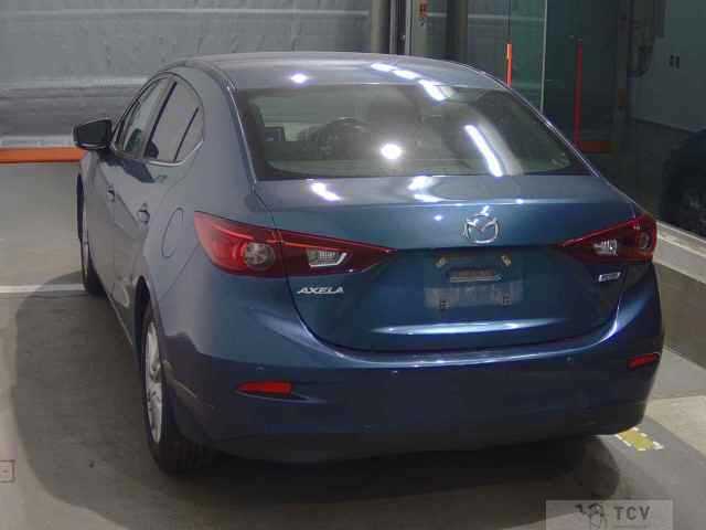 2018 Mazda Axela