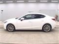 2018 Mazda Axela