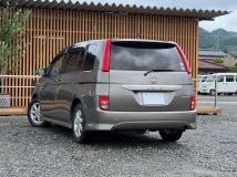 2009 Toyota Isis