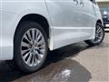 2013 Toyota Vellfire