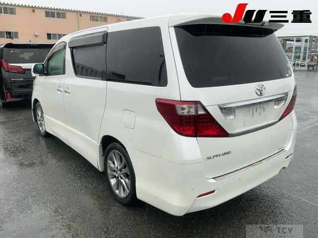 2011 Toyota Alphard