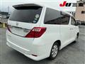 2013 Toyota Alphard