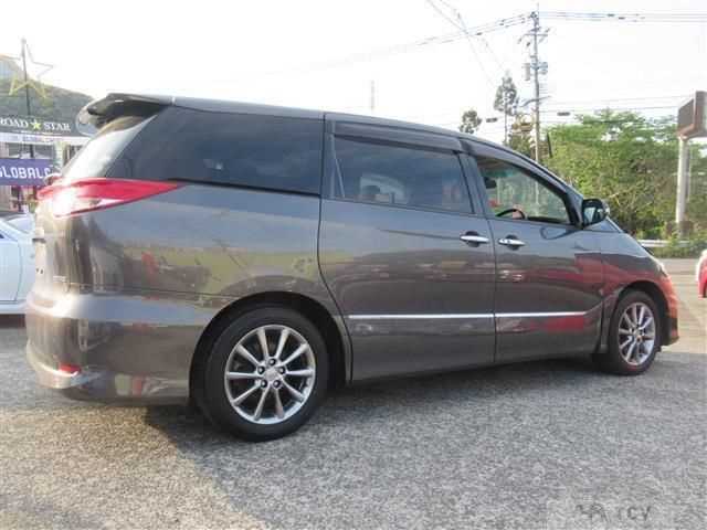 2010 Toyota Estima