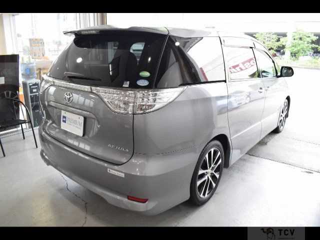 2012 Toyota Estima