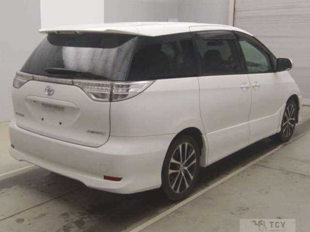 2013 Toyota Estima
