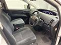 2013 Toyota Estima