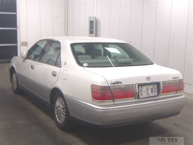 2000 Toyota Crown