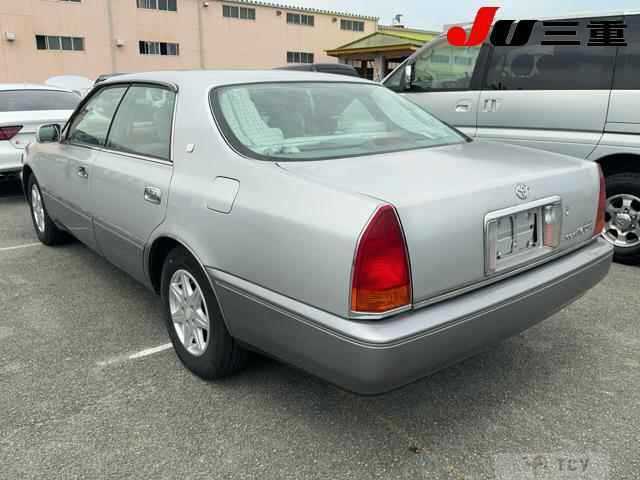 1997 Toyota Crown Majesta