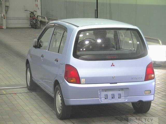 1999 Mitsubishi Minica