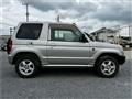 2000 Mitsubishi Pajero Mini