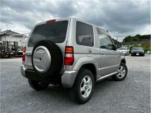 2000 Mitsubishi Pajero Mini