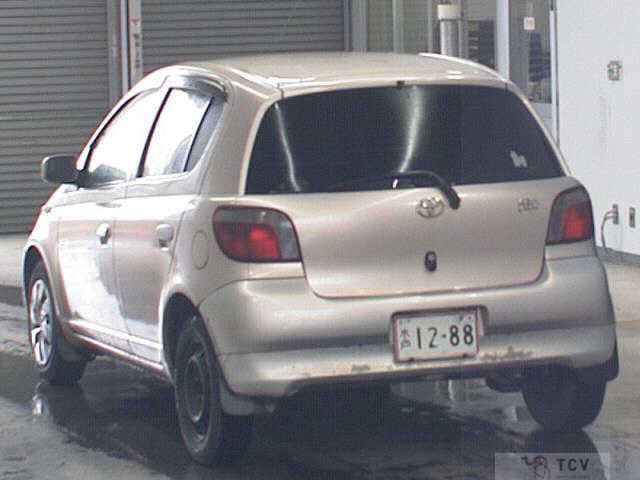 2000 Toyota Vitz