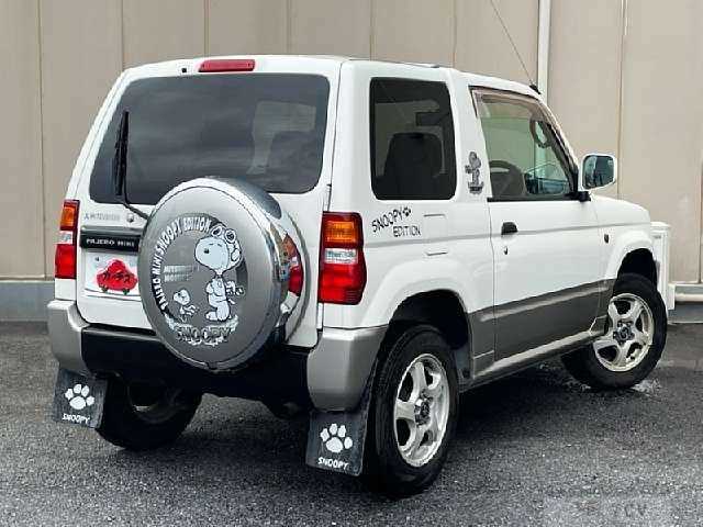 2000 Mitsubishi Pajero Mini