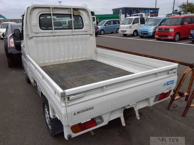 2001 Mitsubishi Minicab Truck