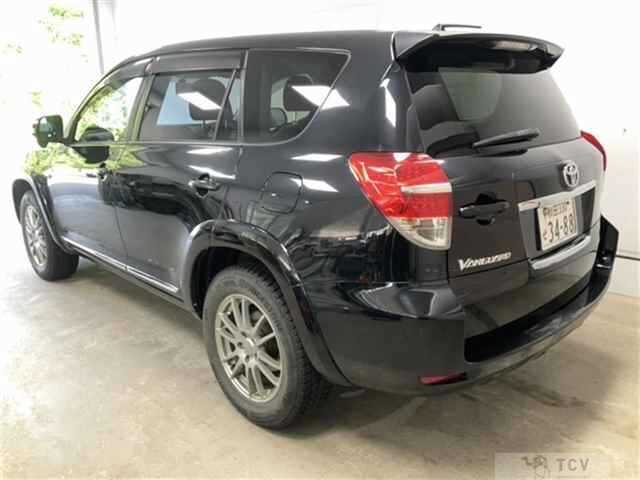 2010 Toyota Vanguard