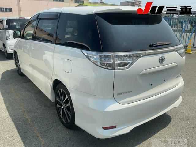 2013 Toyota Estima