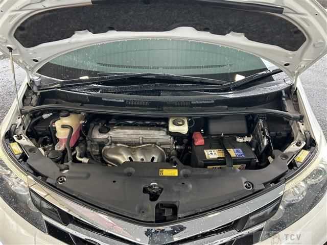 2013 Toyota Estima