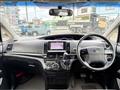 2013 Toyota Estima