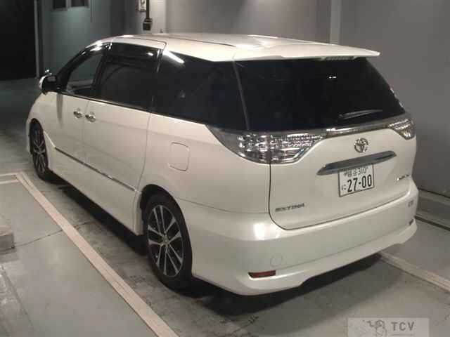 2014 Toyota Estima