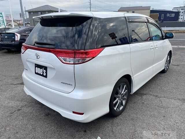 2009 Toyota Estima