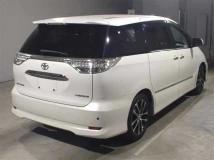 2013 Toyota Estima