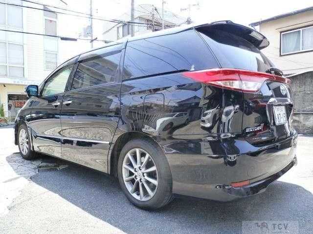 2011 Toyota Estima