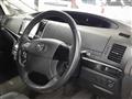 2013 Toyota Estima
