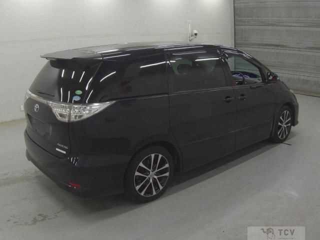 2013 Toyota Estima
