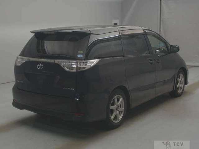 2015 Toyota Estima
