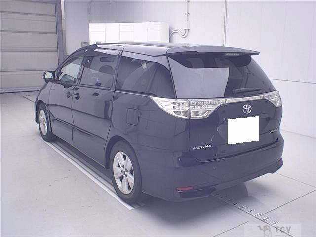 2014 Toyota Estima