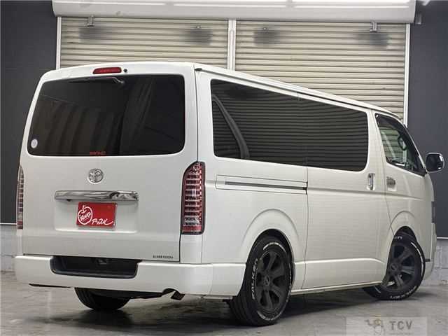 2007 Toyota Regiusace Van