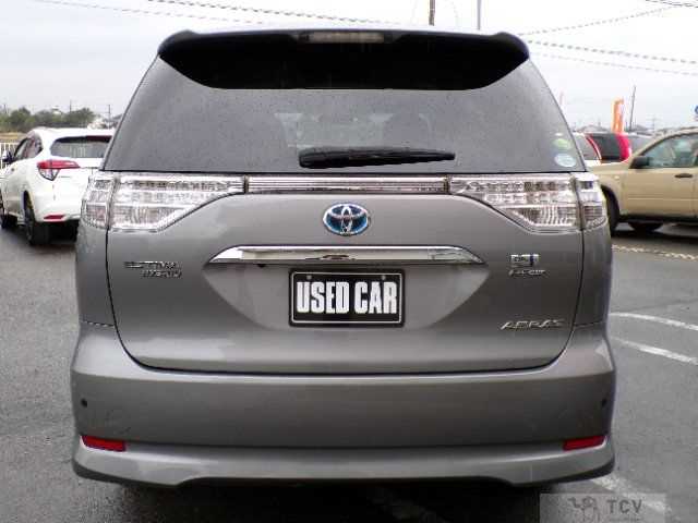 2013 Toyota Estima Hybrid