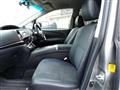 2013 Toyota Estima Hybrid