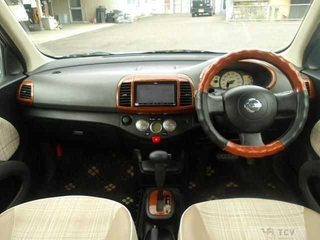 2005 Nissan March