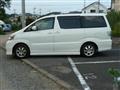 2004 Toyota Alphard