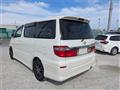 2004 Toyota Alphard