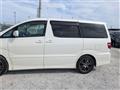 2004 Toyota Alphard