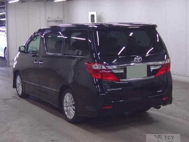 2012 Toyota Alphard